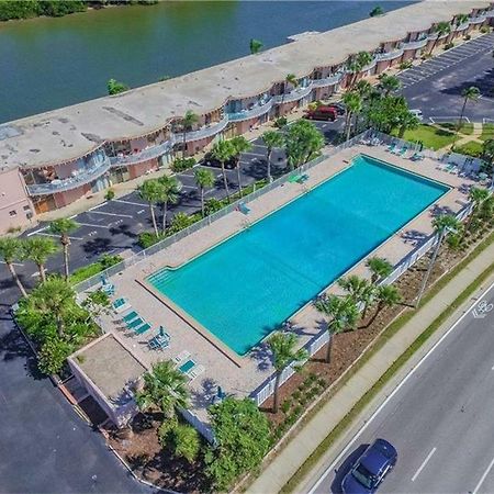 Апартаменты Beach Getaway III At Belleview Клеруотер-Бич Экстерьер фото